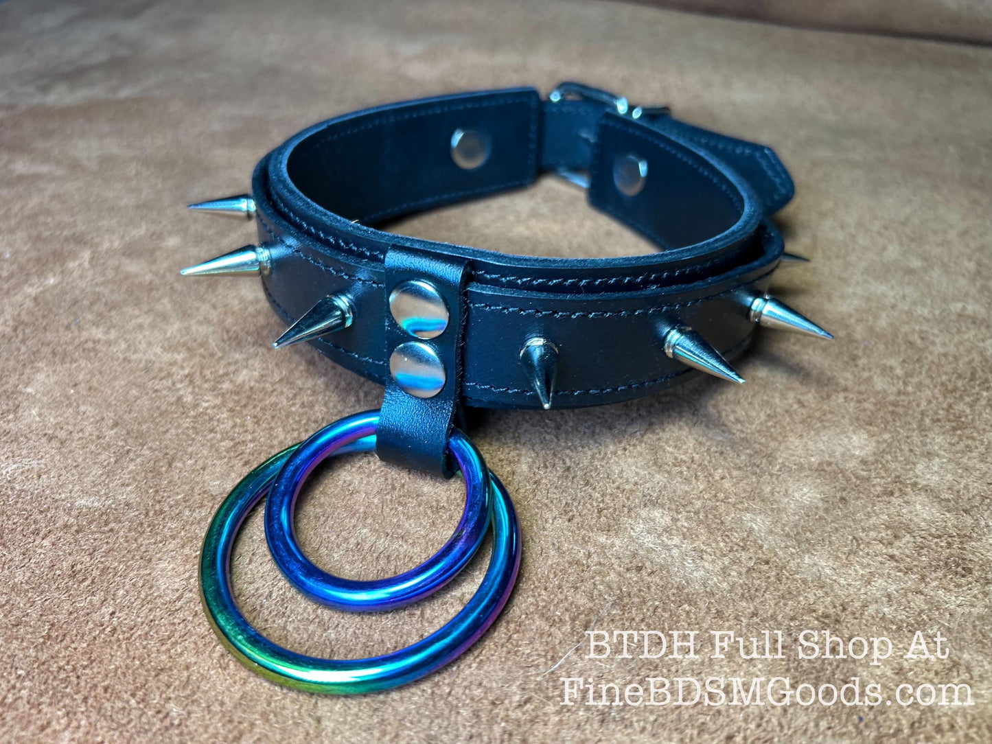 Big Bold Spiked Punk Rock Kink Collar