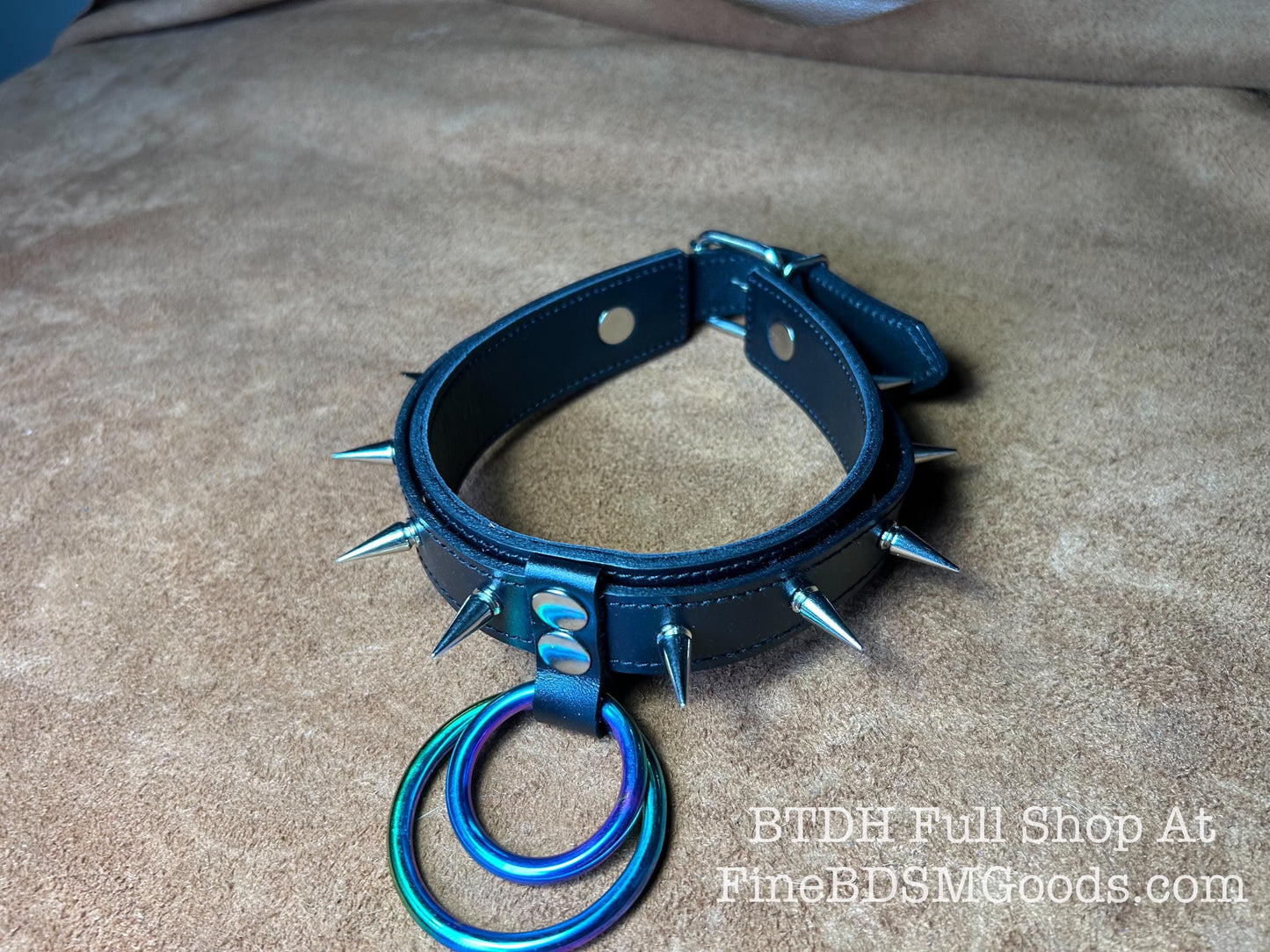 Big Bold Spiked Punk Rock Kink Collar