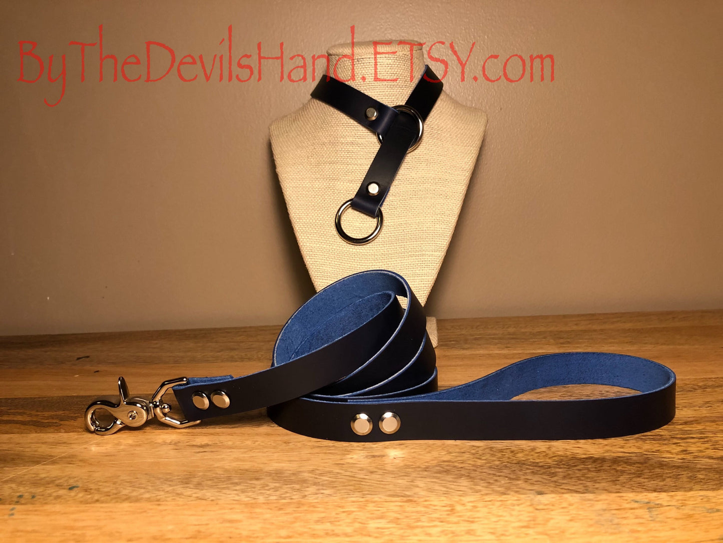 One Piece Leather Choke Collar, Available With Matching Leash - Available in a full range of colors and leather options