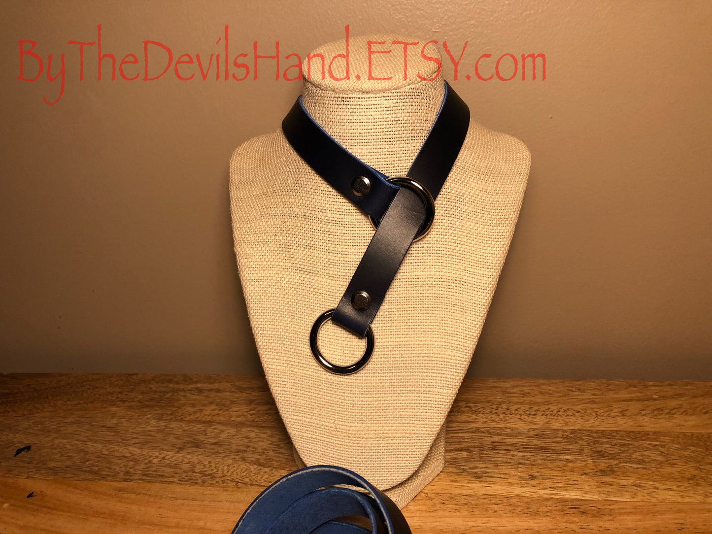 One Piece Leather Choke Collar, Available With Matching Leash - Available in a full range of colors and leather options