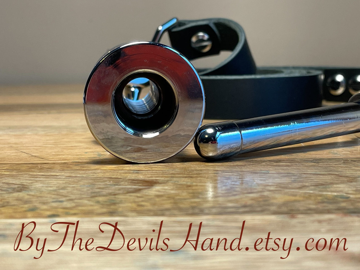 Butt Plug Leash Tunnel Plug - Robust Hefty Tunnel Plug With Screw Out Core