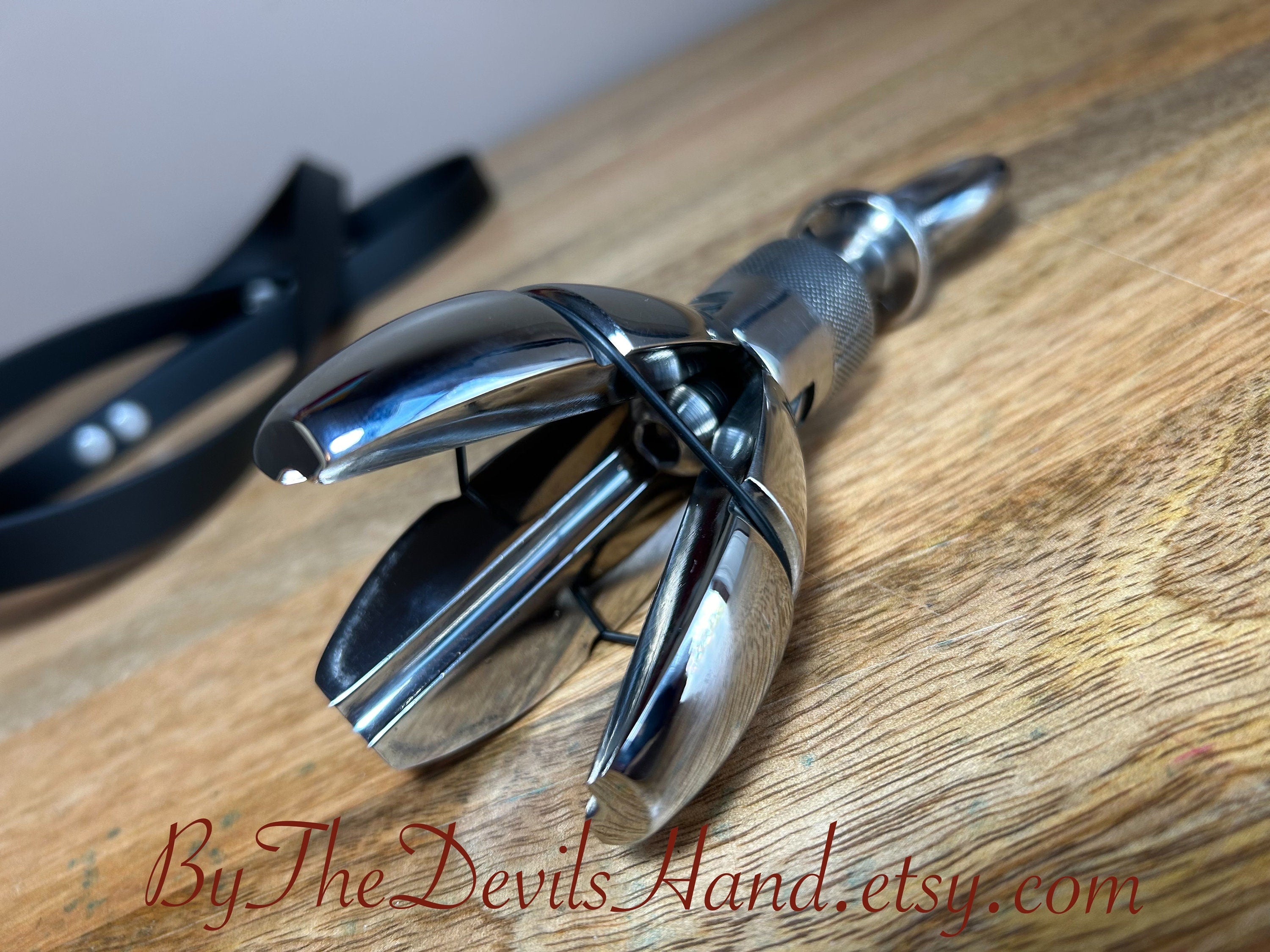 Pear Of Anguish Expanding Butt Plug Locking With Loop And Leash By The Devils Hand - Fine BDSM Goods Pear Of Anguish Expanding Butt Plug Locking With Loop And Leash By The Devils Hand - Fine BDSM Goods