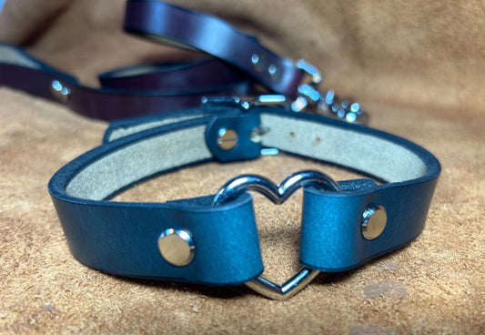 Heart Shaped O Ring Choker and Leash - Available in a full range of colors and leather options