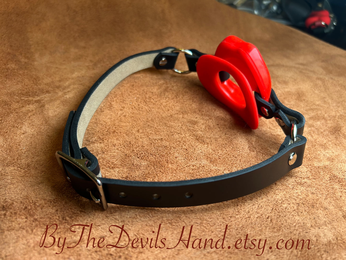 Bimbo Lip Gag With Straps Made Of Horween Chromexcel Black Leather