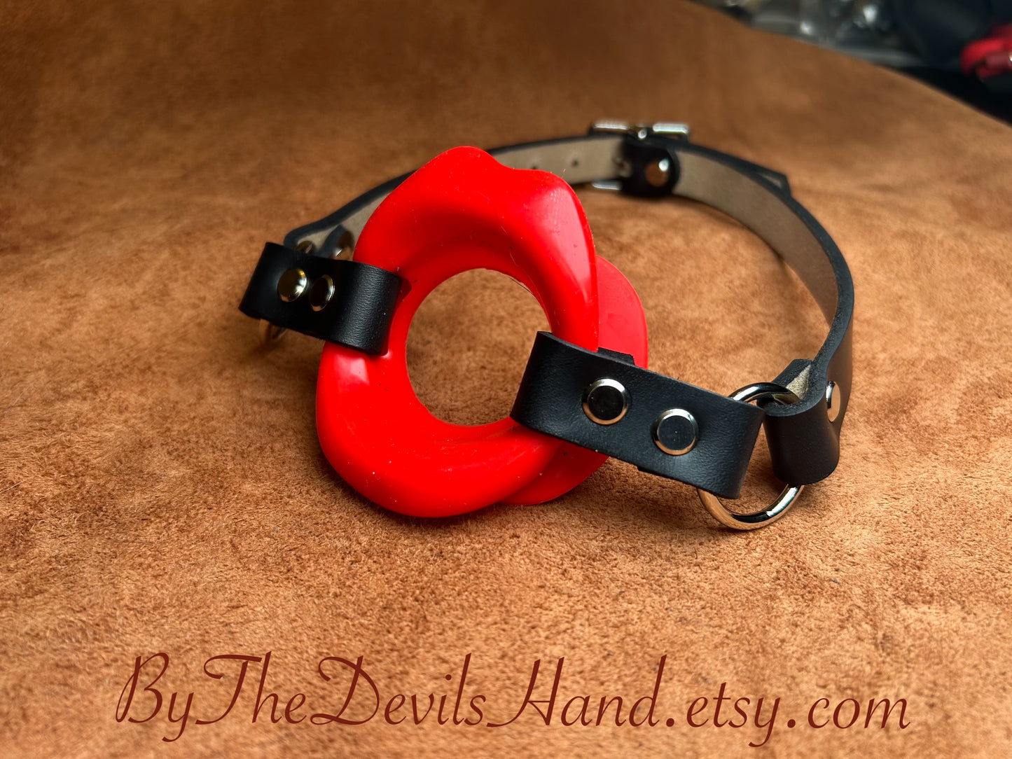 Bimbo Lip Gag With Straps Made Of Horween Chromexcel Black Leather