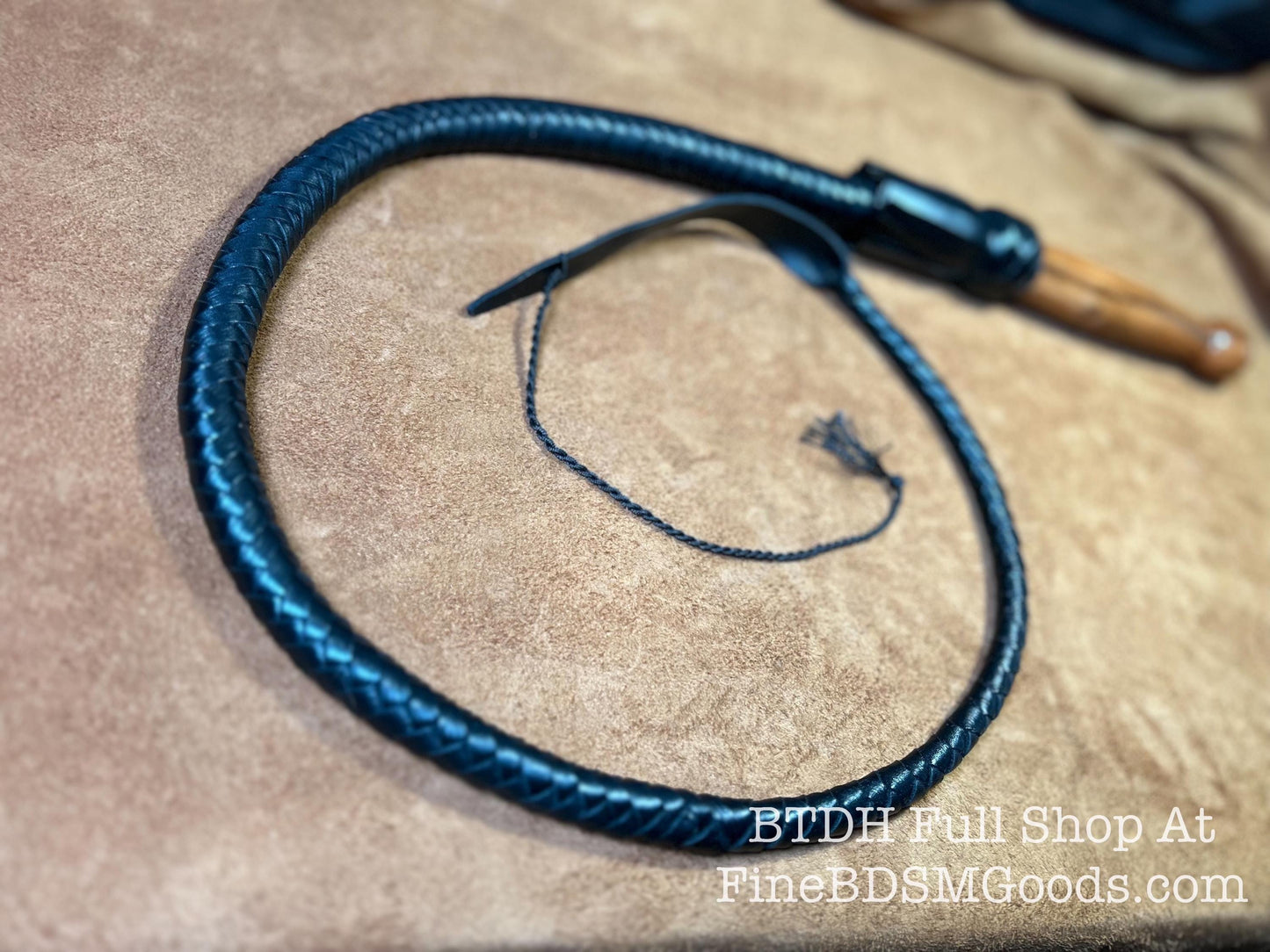 Classy Braided Black Leather Single Tail Helicopter Whip 58 Inches