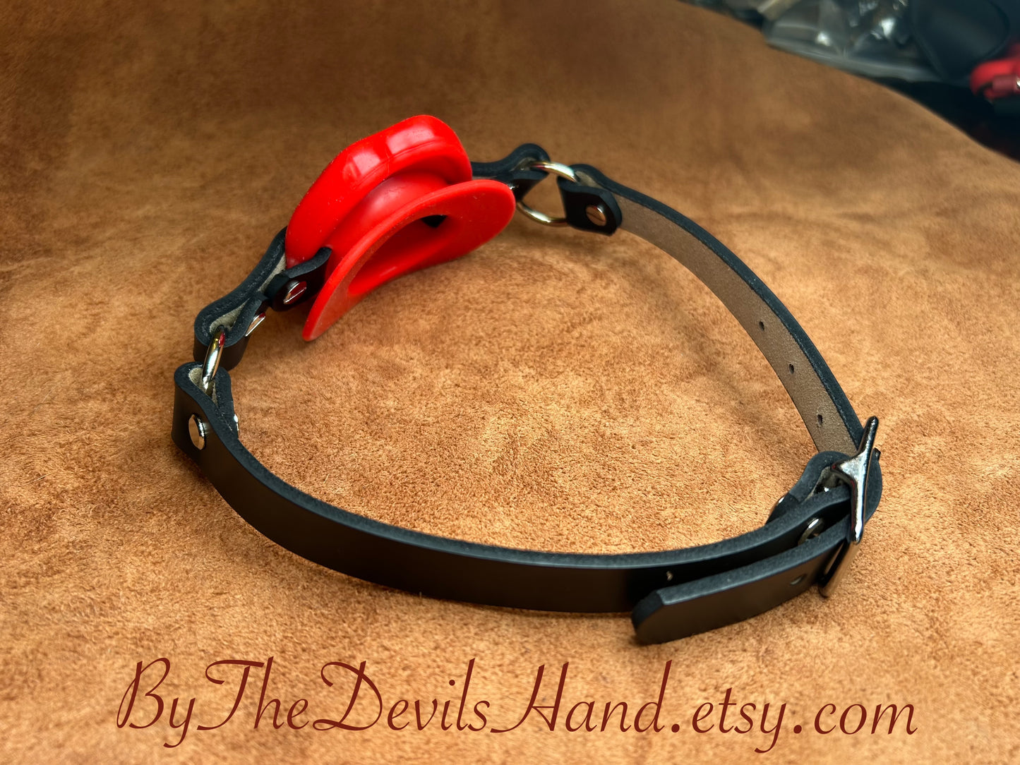 Bimbo Lip Gag With Straps Made Of Horween Chromexcel Black Leather